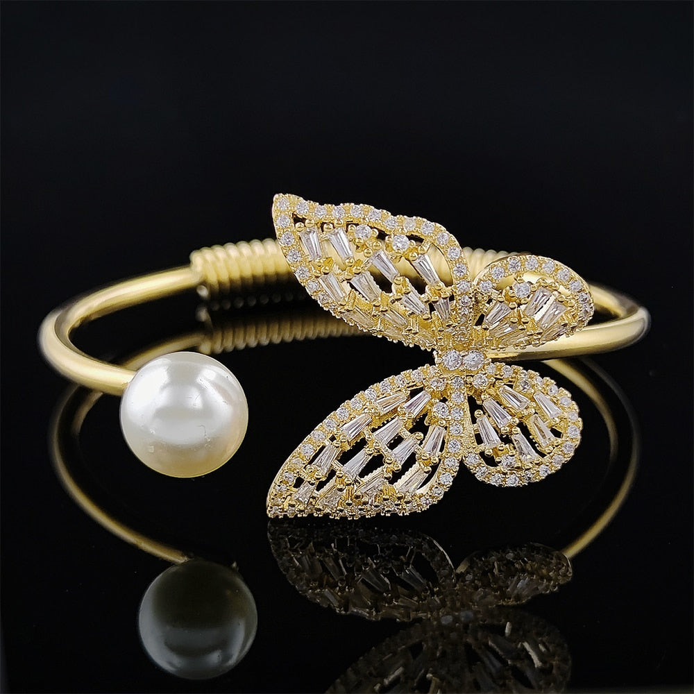 Avia Bangle Bracelet