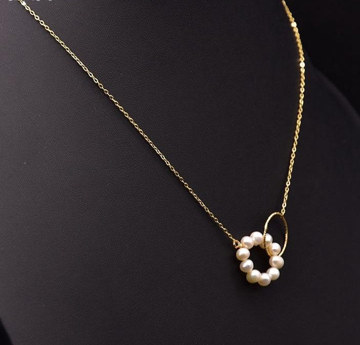 Natural Freshwater Pearl Pendant Necklace