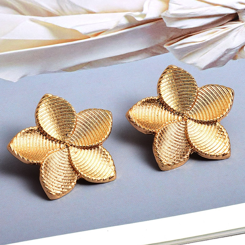 Ayra Flower Stud Earrings