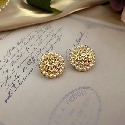 Enamel Pearl Rhinestone Round Stud Earrings.